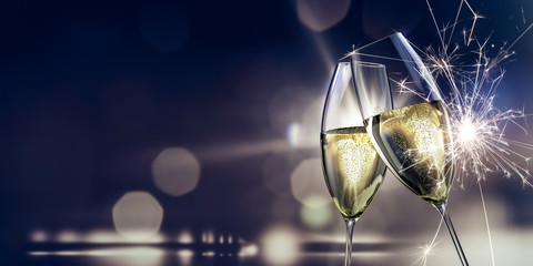 champagne glasses New Year's Eve - obrazy, fototapety, plakaty