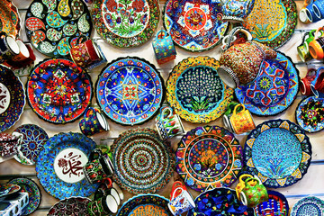 Turkish ceramic plates on grand bazaar Istanbul