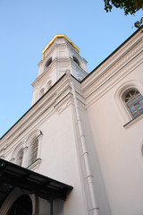 Fototapeta na wymiar NIZHNY NOVGOROD, RUSSIA - SEPTEMBER 7, 2018: Church of the Ascension near Ilinskaya street in the city center