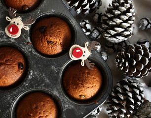 chrismas decoration and christmas bake, I wish you a merry christmas and a Happy New Year, holidays are coming, christmas puncakes, natal e bolos - queques 