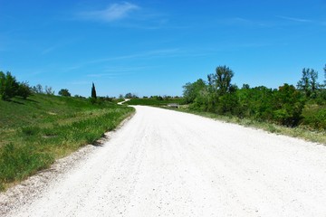 Fototapeta na wymiar route de Provence