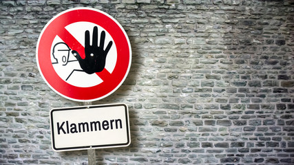 Schild 389 - Klammern