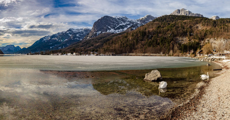 Fototapeta na wymiar Clear Cold Panorama Landscape with blue sky at Grundlsee, Austria. Copy Space.