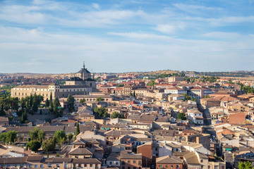 Fototapeta na wymiar ancient spanish city Toledo in sunset light