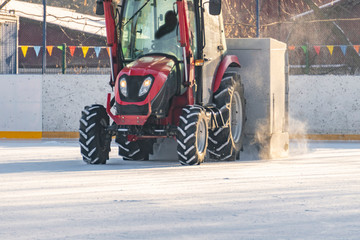 machine on the ice rink pour the new ice outdoors f