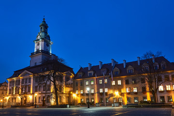 Fototapeta na wymiar a baroque-classicistic historic town hall at night in Jelenia Gora.