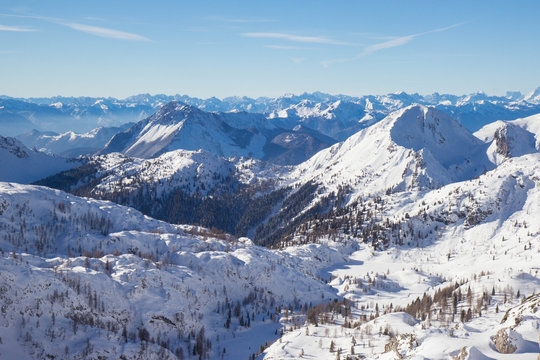 view of Nassfele ski resort in Austrian Alps © Tomtsya