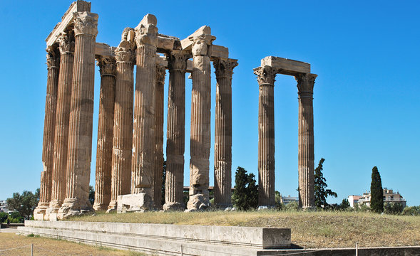 PantenonBilder StockFotos & Videos. Adobe Stock