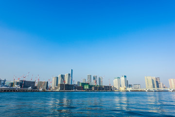 Fototapeta premium 高層ビルの建設工事 Construction work of high-rise building