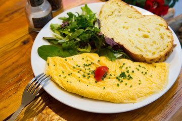 Dutch omelette plate