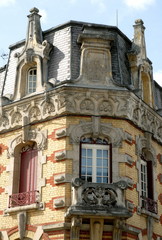 Fototapeta premium Ville d'Epernay, jolie façade de style en centre ville, département de la Marne, France
