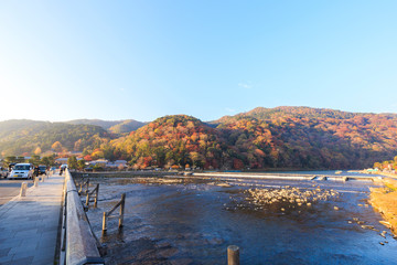 Fototapeta na wymiar 京都 渡月橋の風景