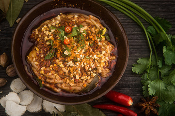 Spicy cold rice noodles