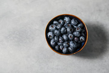 Fresh blueberries in a bowl