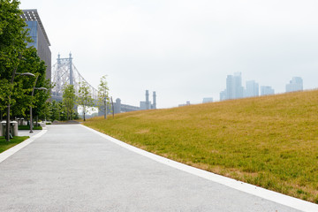 Naklejka premium Meadow in Roosevelt Island in New York City