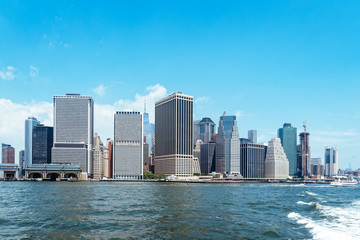 Fototapeta premium Panoramę centrum Manhattanu w Nowym Jorku