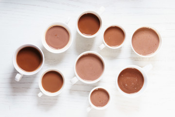 Obraz na płótnie Canvas hot chocolate drinks in white cup