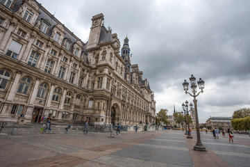 Fototapeta na wymiar PARIS, FRANCE, SEPTEMBER 6, 2018 - The Hotel de Ville, City Hall of Paris, France. This building is housing the City of Paris's administration.