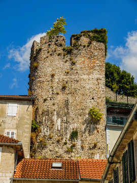 old house in cotor montenegro