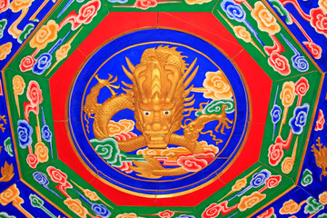 dragon head sculpture color drawing and pattern