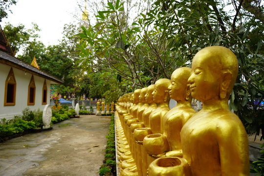 Buddha image, Buddha status 