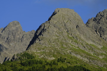Fototapeta premium Silvrettagruppe in den Zentralalpen zwischen der Schweiz und Österreich von Österreich aus gesehen
