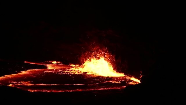 エルタアレ火山のマグマ、エチオピア