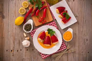 Stuffed piquillo peppers with cod. 