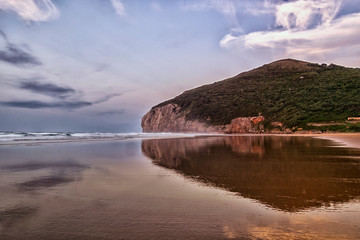 Atardecer en el mar cantabrico. Cantabria, ESpaña