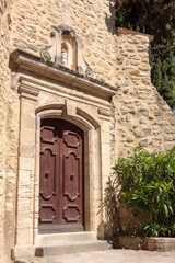 Fototapeta na wymiar Lurs France. 15 september 2018. Old door at the village of Lurs in Provence France.