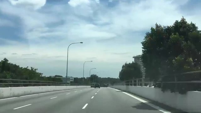 シンガポールでドライブ