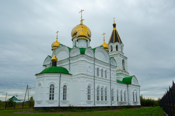 Fototapeta na wymiar Wazkura. Wazrcurse Bogoroditse-Rozhdestvensky monastery. Church Of The Nativity Of The Blessed Virgin.