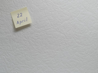 April 22, calendar date sticky note