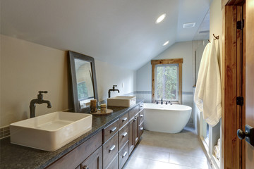 Fototapeta na wymiar Wonderfully designed bathroom in a country house
