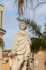 Sanary sur Mer Statue