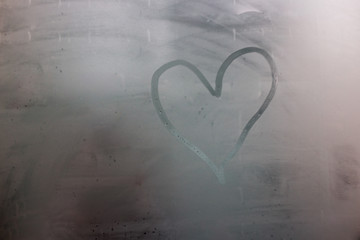 The drawing on the sweaty glass - heart
