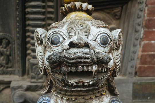 Temple lion statue