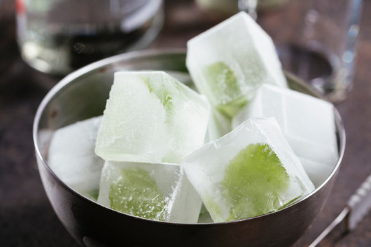 Minty ice cubes