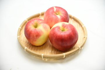 さんさ　りんご