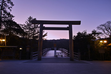 早朝の伊勢神宮