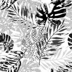 Kunst illustratie: ruwe grunge tropische bladeren gevuld met marmeren textuur, doodle elementen achtergrond.
