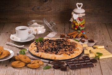 Pizza chocolate cookie.