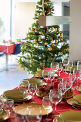table settings for christmas lunch.