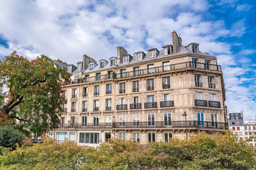 Fototapeta na wymiar Paris, beautiful building, typical parisian facade place de la Nation