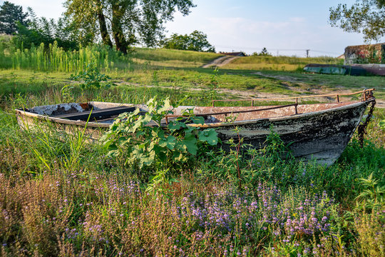 The abandoned boat on the Danube coast 
