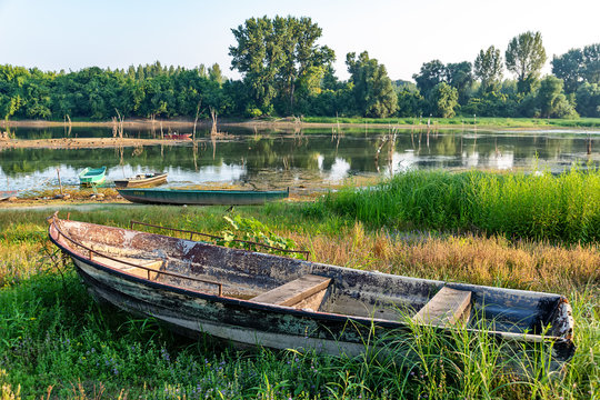 The abandoned boat on the Danube coast 