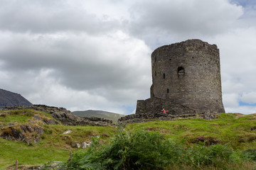 Fototapeta na wymiar Old medieval castle (Dolbadarn Castle) on the hill
