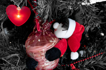 Christmas - Red cast