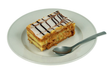 Mille-feuille dans une assiette  
