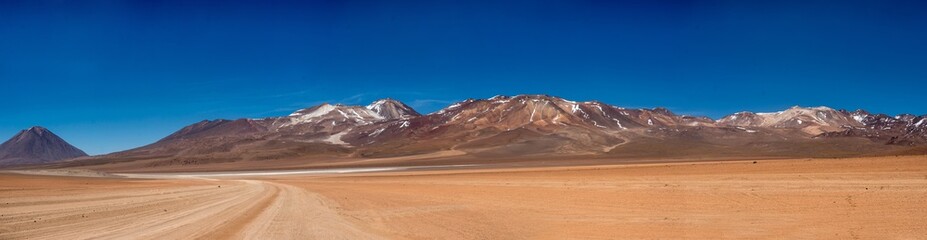 Naklejka premium spacious Bolivian landscape